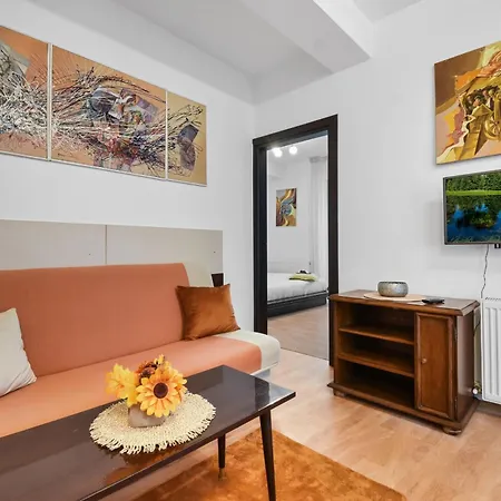 Sabinelor 79 * Bucharest