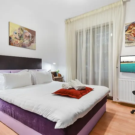 Sabinelor 79 Apartment